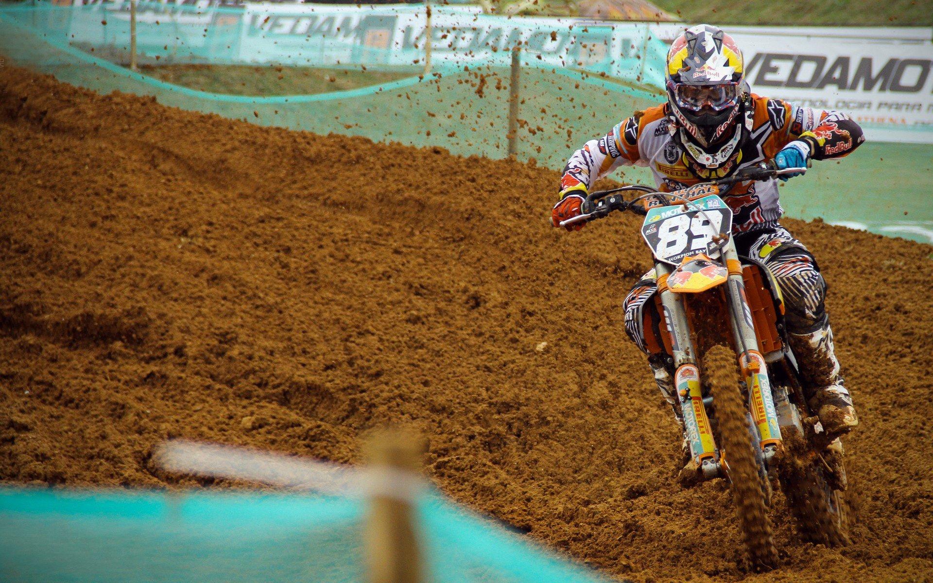 费德勒退役一周年,回顾传奇职业生涯与不朽遗产