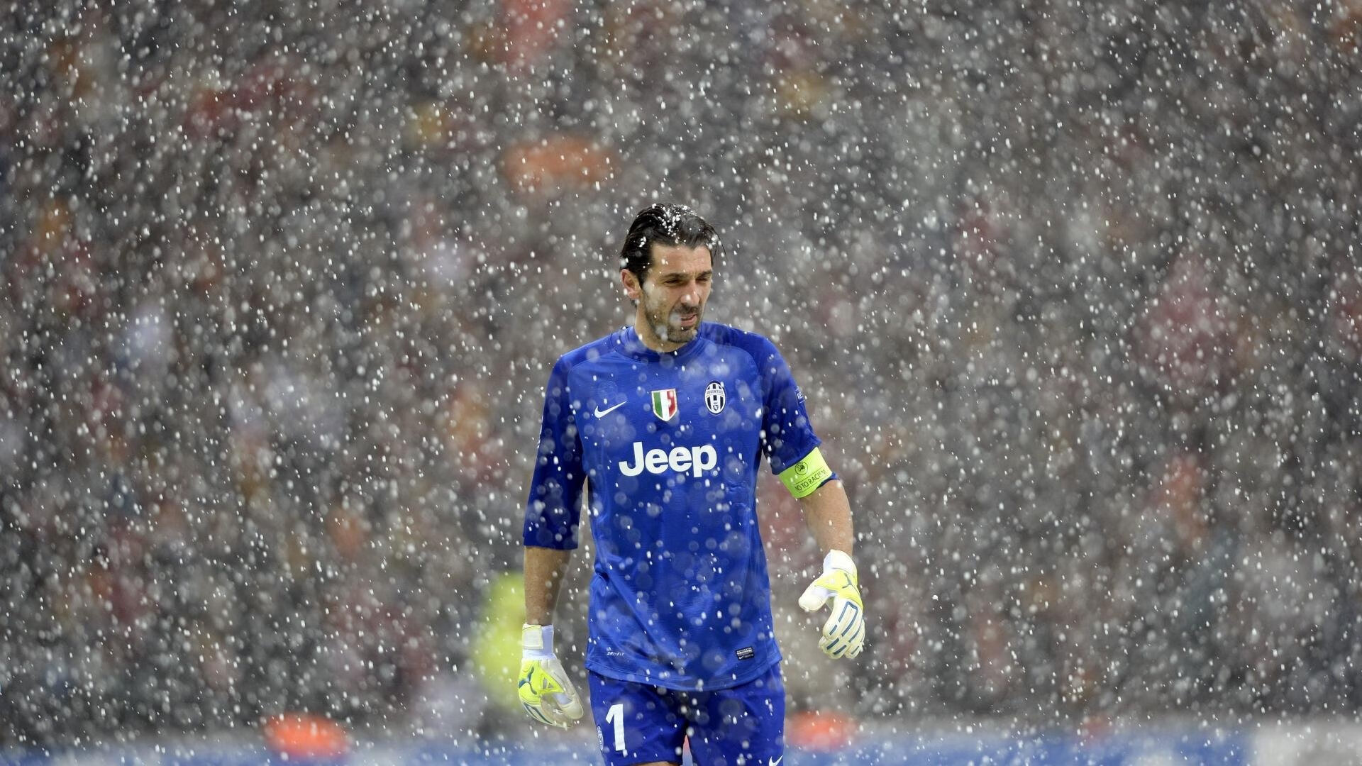 深度战术分析，揭秘冠军球队的制胜之道