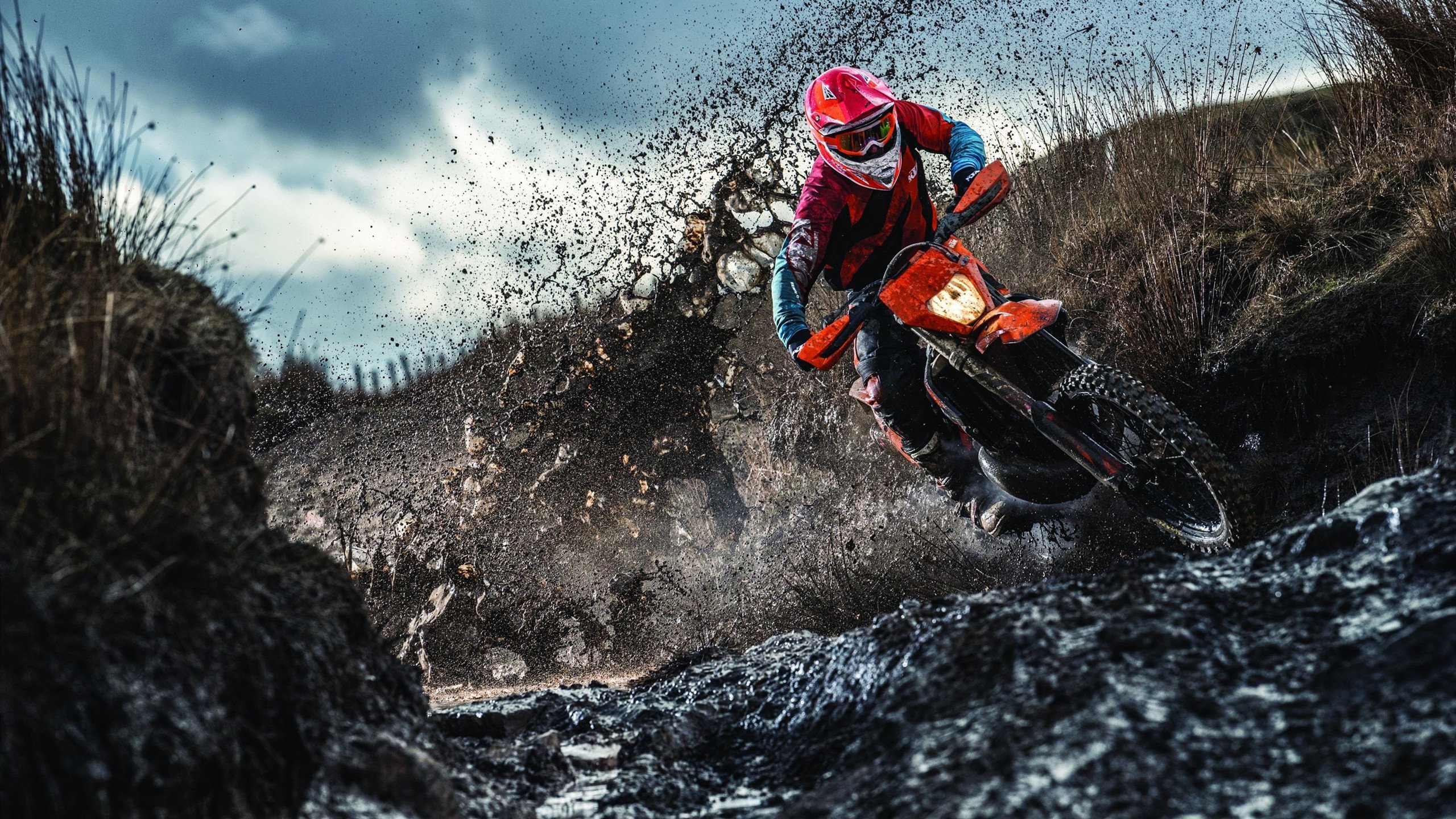 田径世锦赛震撼之夜，23岁新星打破尘封15年世界纪录